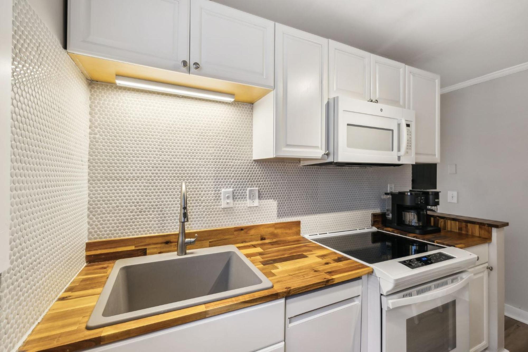 Sunny Delight Apartment Нашвил Екстериор снимка